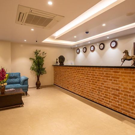 Hotel Palm International ブトワル エクステリア 写真