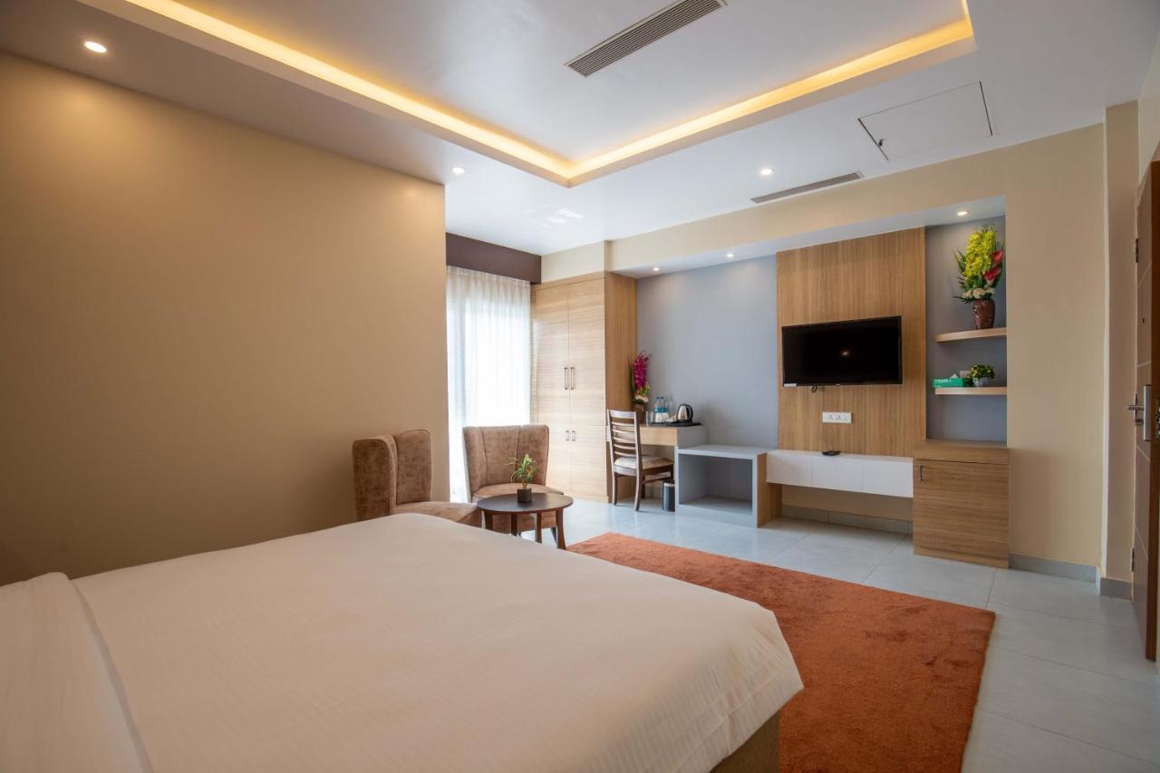 Hotel Palm International ブトワル エクステリア 写真