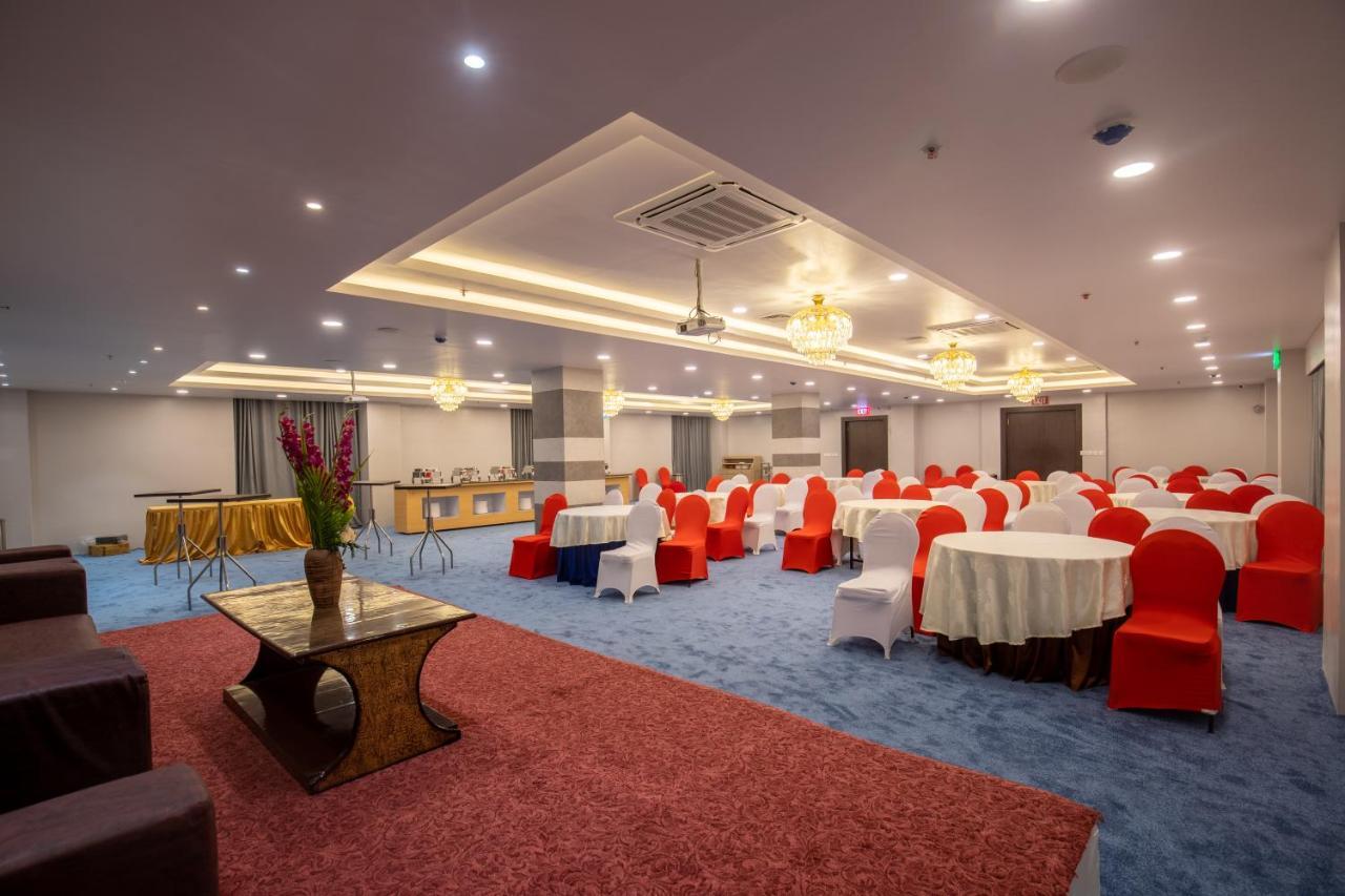 Hotel Palm International ブトワル エクステリア 写真