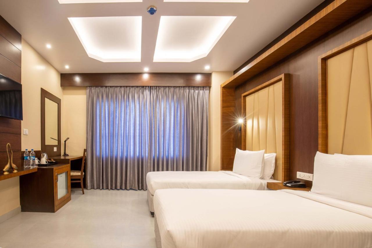 Hotel Palm International ブトワル エクステリア 写真